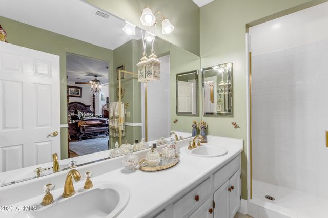 616 E CARVER Road, Tempe, AZ 85284