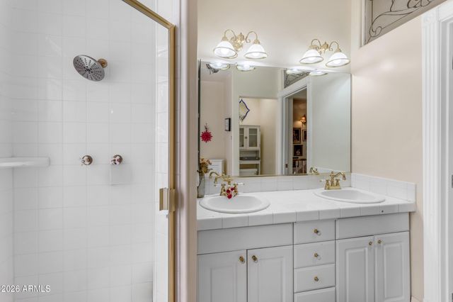 616 E CARVER Road, Tempe, AZ 85284