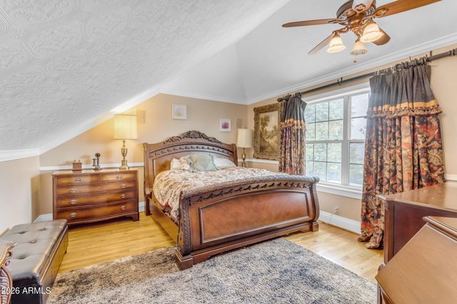 616 E CARVER Road, Tempe, AZ 85284