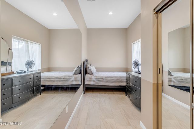 616 E CARVER Road, Tempe, AZ 85284
