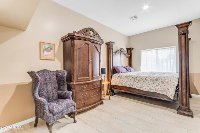 616 E CARVER Road, Tempe, AZ 85284