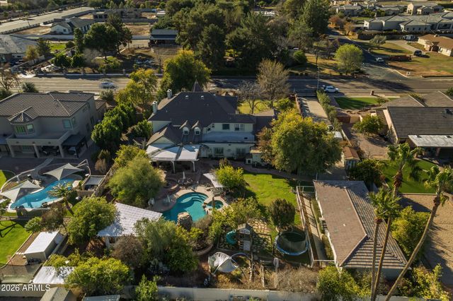 616 E CARVER Road, Tempe, AZ 85284