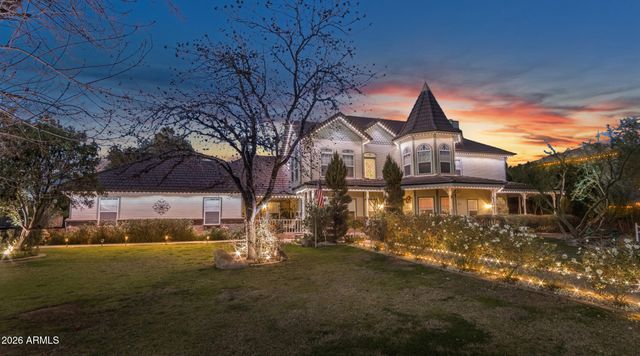 616 E CARVER Road, Tempe, AZ 85284
