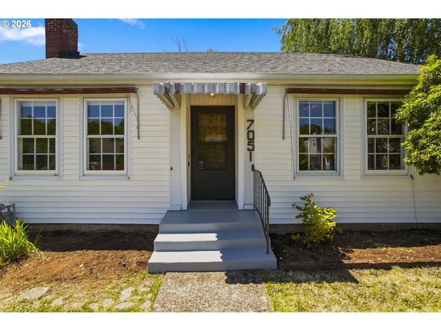 7051 N DWIGHT Ave, Portland, OR 97203