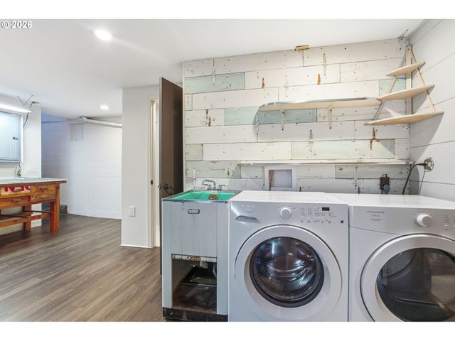 7051 N DWIGHT Ave, Portland, OR 97203
