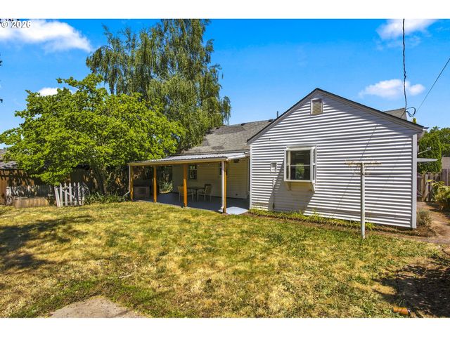 7051 N DWIGHT Ave, Portland, OR 97203