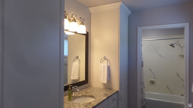 496 E SPRUCE GLEN RD, Murray, UT 84107