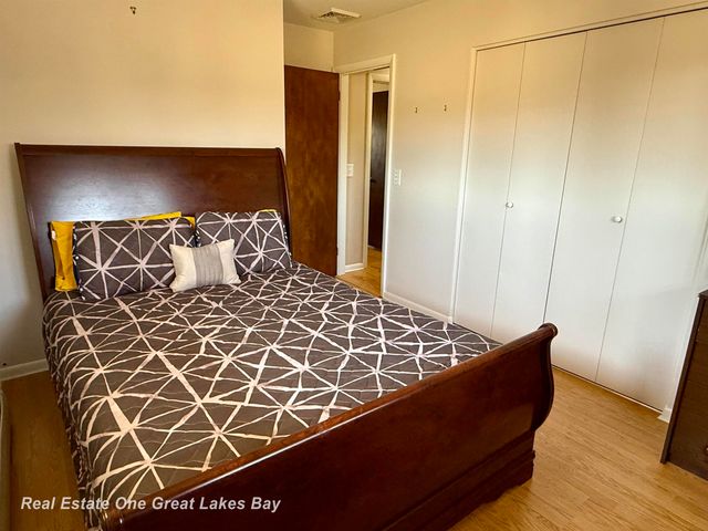 4749 Century Drive, Saginaw, MI 48638