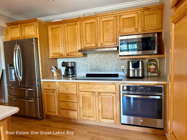 4749 Century Drive, Saginaw, MI 48638