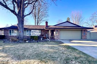 4749 Century Drive, Saginaw, MI 48638