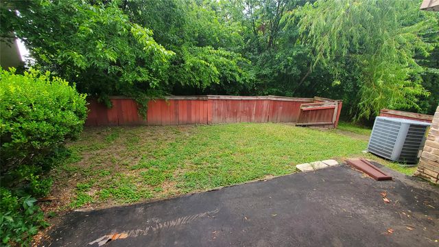 834 Pebble Beach Drive, Garland, TX 75043