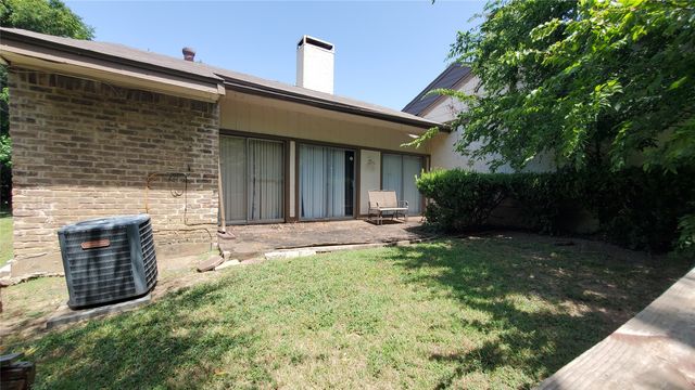 834 Pebble Beach Drive, Garland, TX 75043