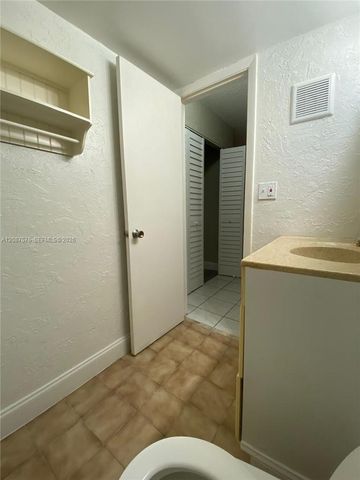 2771 Riverside Drive 111-A, Coral Springs, FL 33065