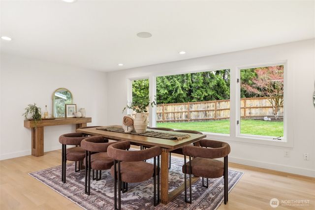 2506 159th Avenue SE, Bellevue, WA 98008
