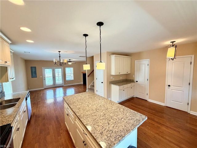 418 Robin RD, Portsmouth, VA 23701