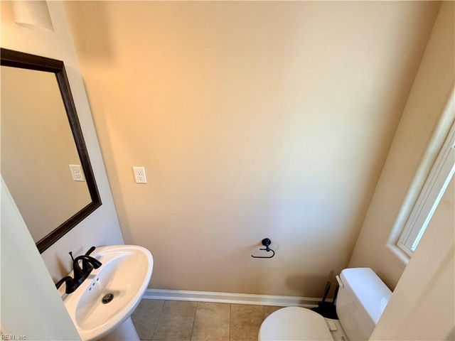 418 Robin RD, Portsmouth, VA 23701