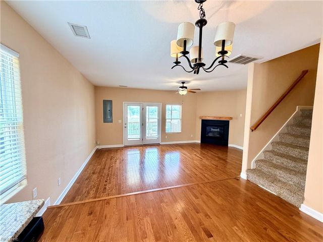 418 Robin RD, Portsmouth, VA 23701