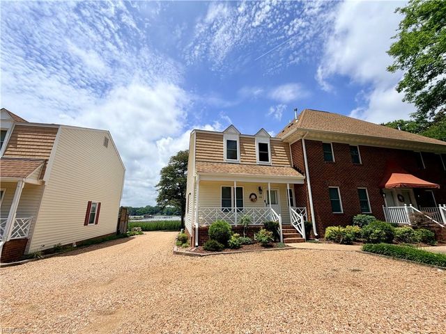 418 Robin RD, Portsmouth, VA 23701
