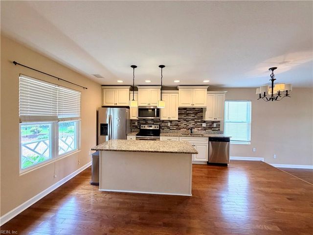 418 Robin RD, Portsmouth, VA 23701