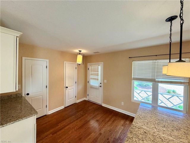418 Robin RD, Portsmouth, VA 23701