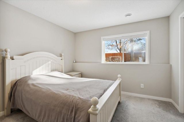 561 8th Street NW, Elk River, MN 55330