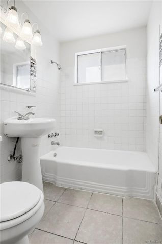 7515 W 8th Place, Lakewood, CO 80214