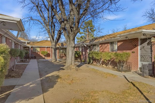 7515 W 8th Place, Lakewood, CO 80214