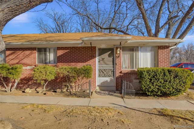 7515 W 8th Place, Lakewood, CO 80214