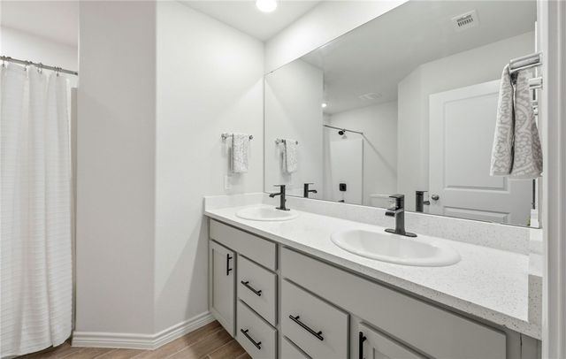 7805 Stampede Dr, Corpus Christi, TX 78414