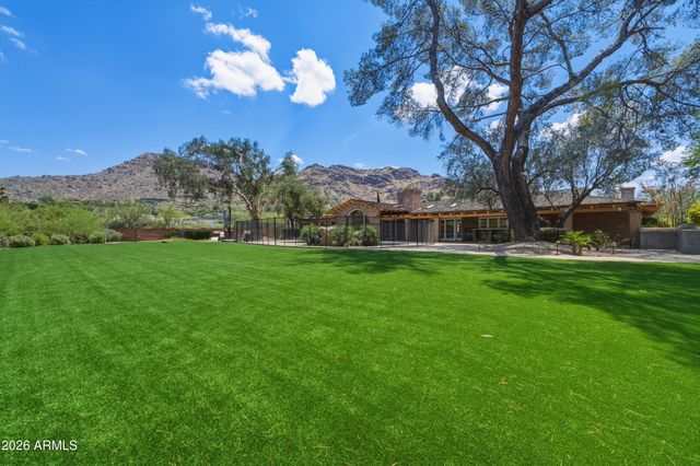 5136 E ROADRUNNER Road, Paradise Valley, AZ 85253