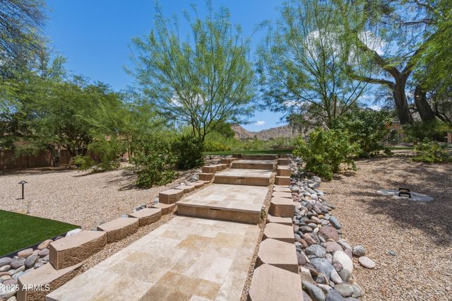 5136 E ROADRUNNER Road, Paradise Valley, AZ 85253