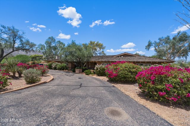 5136 E ROADRUNNER Road, Paradise Valley, AZ 85253