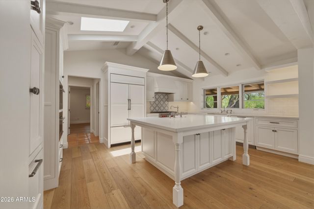 5136 E ROADRUNNER Road, Paradise Valley, AZ 85253
