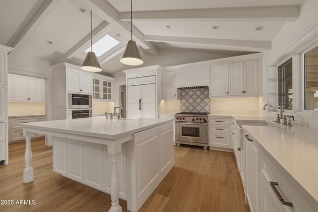 5136 E ROADRUNNER Road, Paradise Valley, AZ 85253