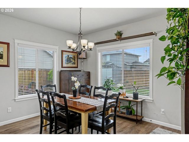 1491 FOXGLOVE St, Woodburn, OR 97071