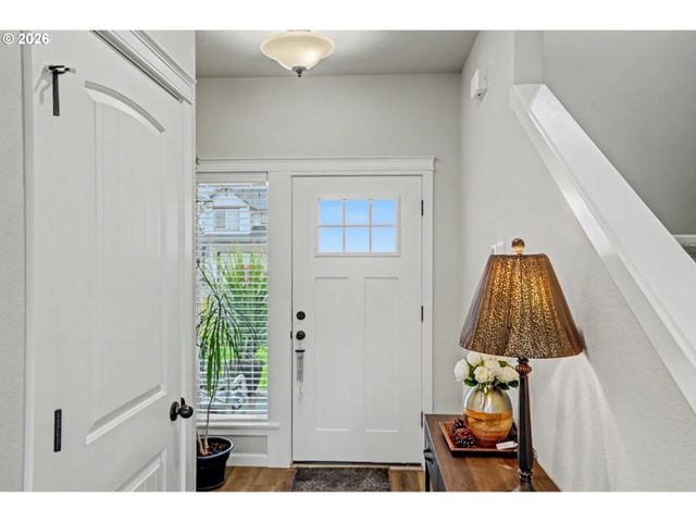 1491 FOXGLOVE St, Woodburn, OR 97071