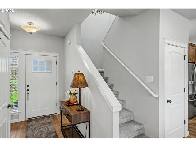 1491 FOXGLOVE St, Woodburn, OR 97071