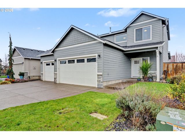 1491 FOXGLOVE St, Woodburn, OR 97071