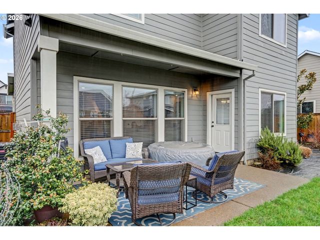 1491 FOXGLOVE St, Woodburn, OR 97071