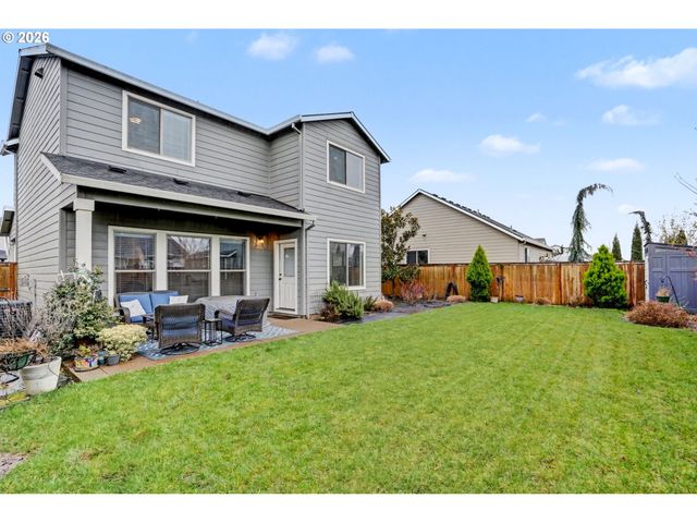 1491 FOXGLOVE St, Woodburn, OR 97071