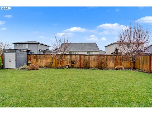 1491 FOXGLOVE St, Woodburn, OR 97071