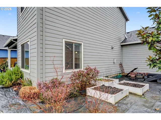 1491 FOXGLOVE St, Woodburn, OR 97071