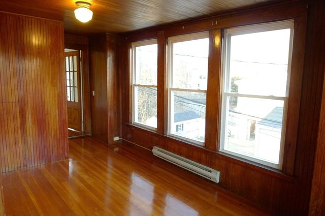 77 Hartford St 2, Newton, MA 02461