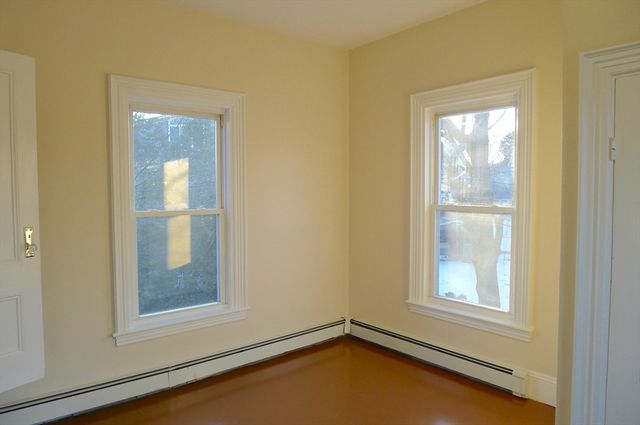 77 Hartford St 2, Newton, MA 02461