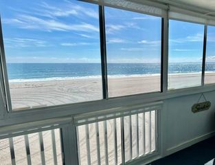 19 Atlantic Ave Unit 11, Hampton, NH 03842