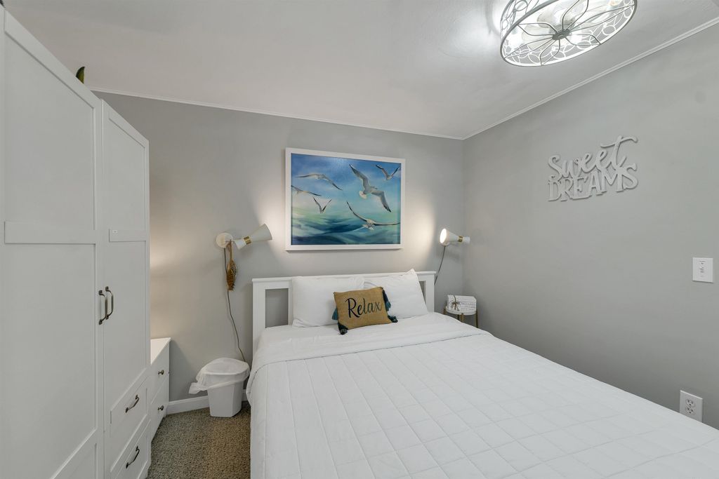 Image 16 of property listing at 19 Atlantic Ave Unit 11, Hampton, NH 03842