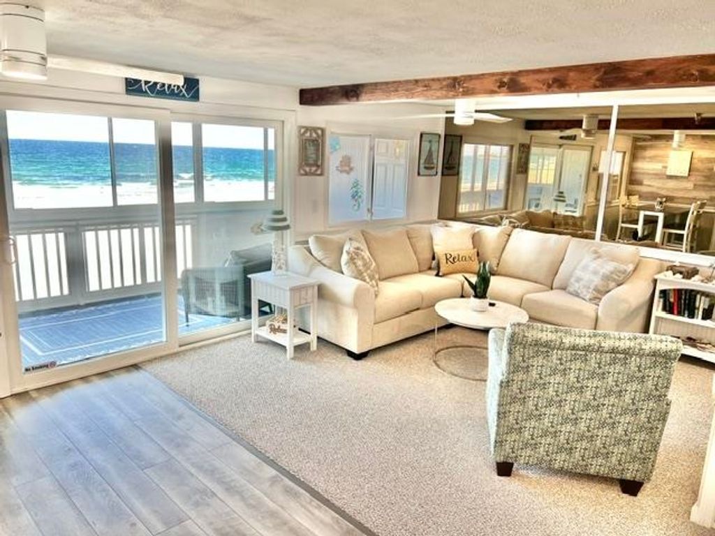 Image 2 of property listing at 19 Atlantic Ave Unit 11, Hampton, NH 03842