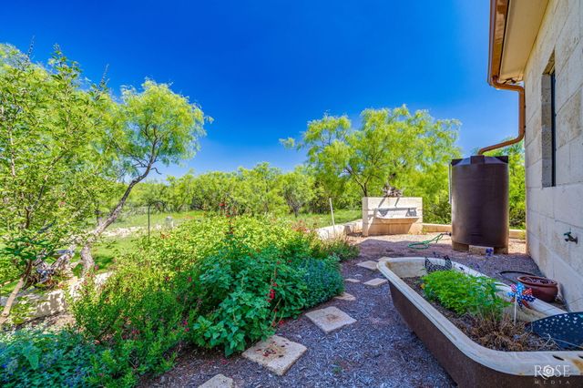18652 Kenley Lane, Christoval, TX 76935