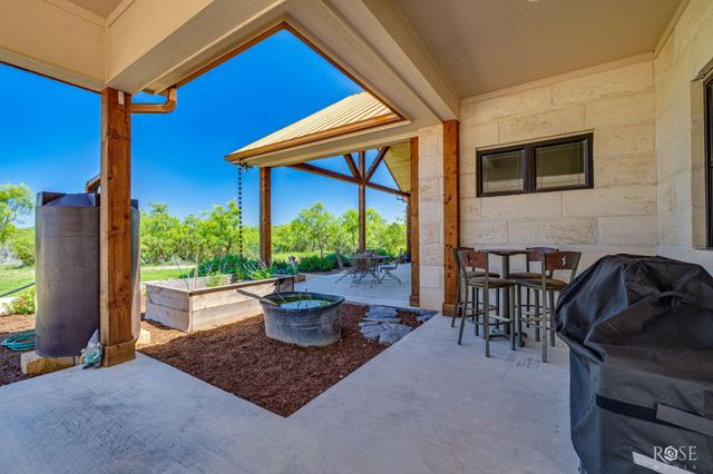 18652 Kenley Lane, Christoval, TX 76935