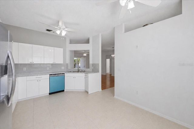 819 SPRINGWOOD CIRCLE, Bradenton, FL 34212